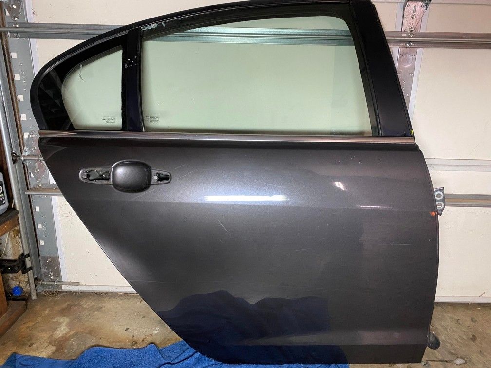 2008 2009 Pontiac G8 Passenger Rear Door