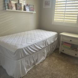 Twin Bed