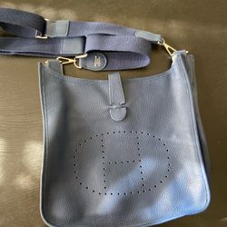 Messanger Cross Body Bag Geniune  Leather