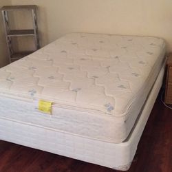 Complete FULL SIZE BED.. Mattress Box Spring  And Frame