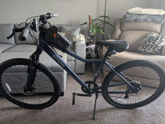 Schwinn Junction Hybrid Bike, 27.5-in. Wheels, 7 Speed Adult Bicycle, Navy