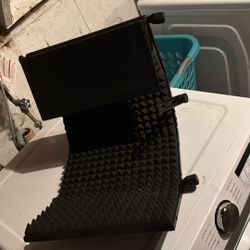 Microphone Isolation Shield