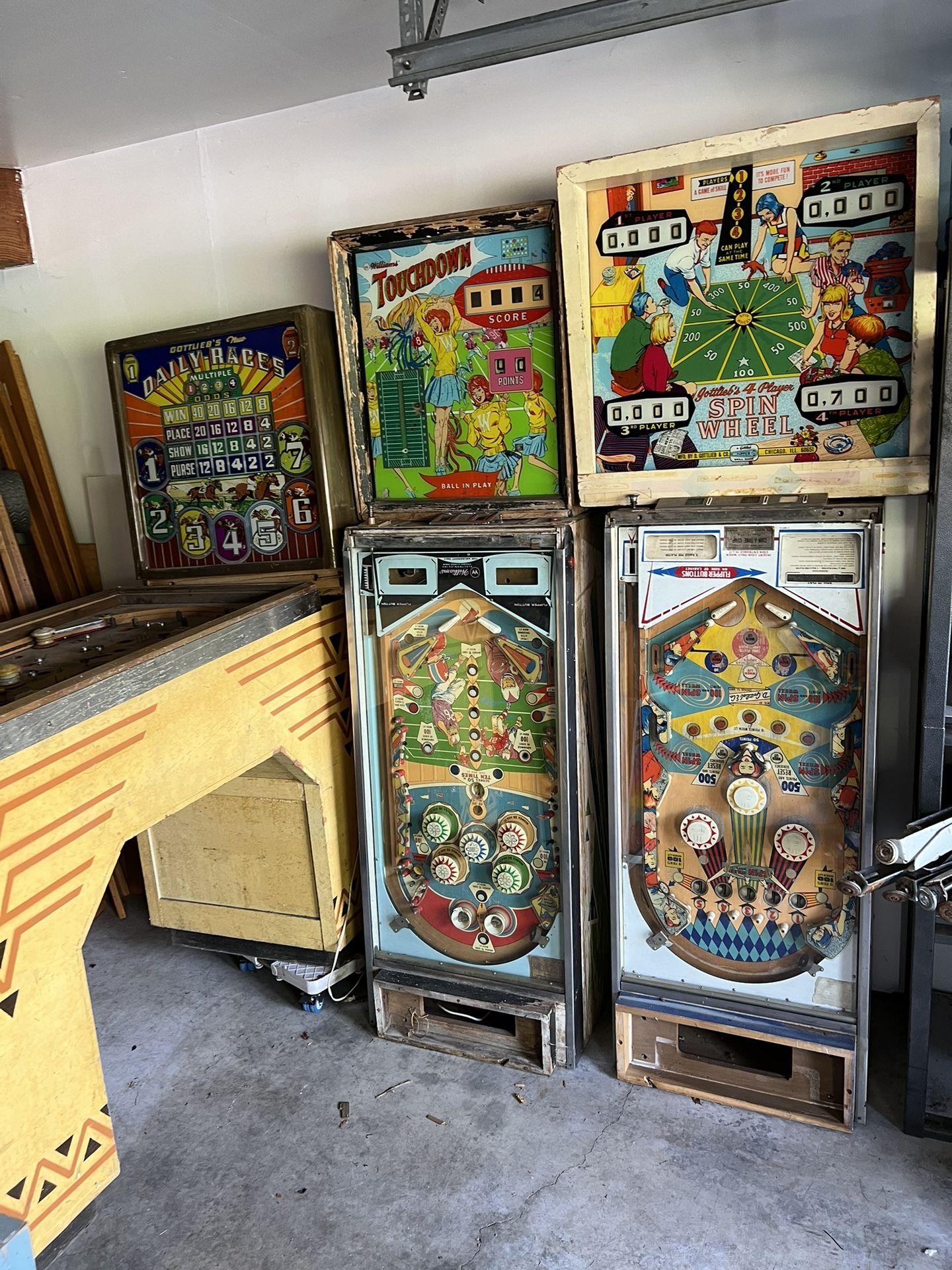 Vintage Pinball Machines