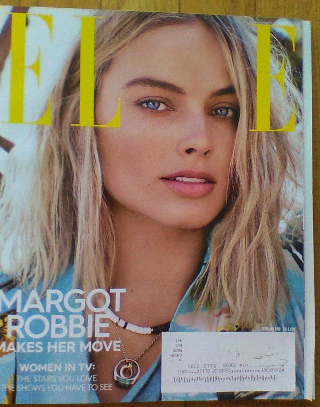 ELLE MAGAZINE February 2018 with MARGOT ROBBIE on cover never read.