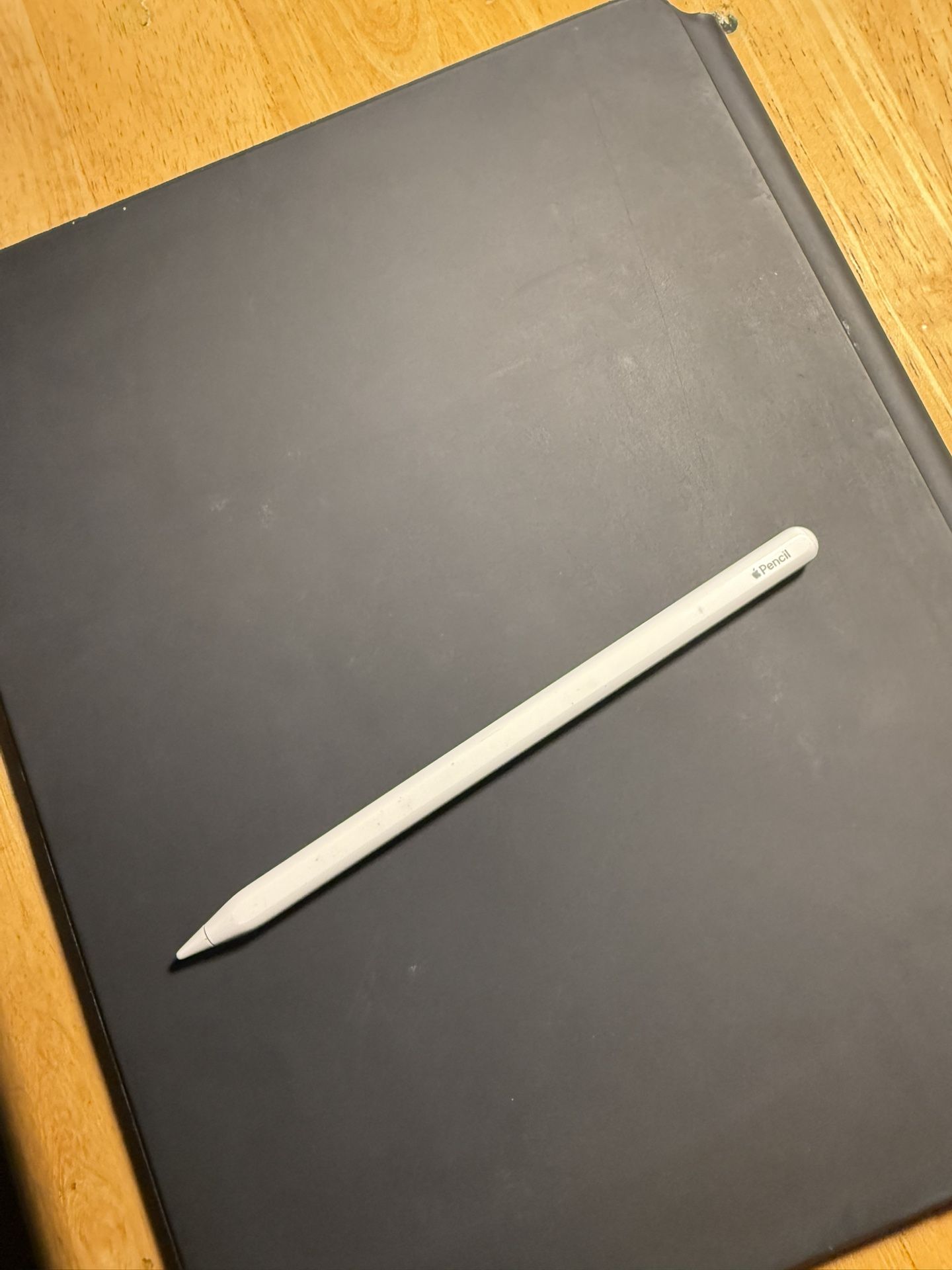 iPad Pro 3rd Gen 12.9 Keyboard / iPad Pro Pencil