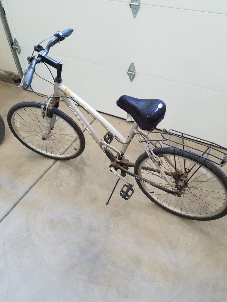 Dekra D-drive Chainless 3-speed Women's Medium Bicycle