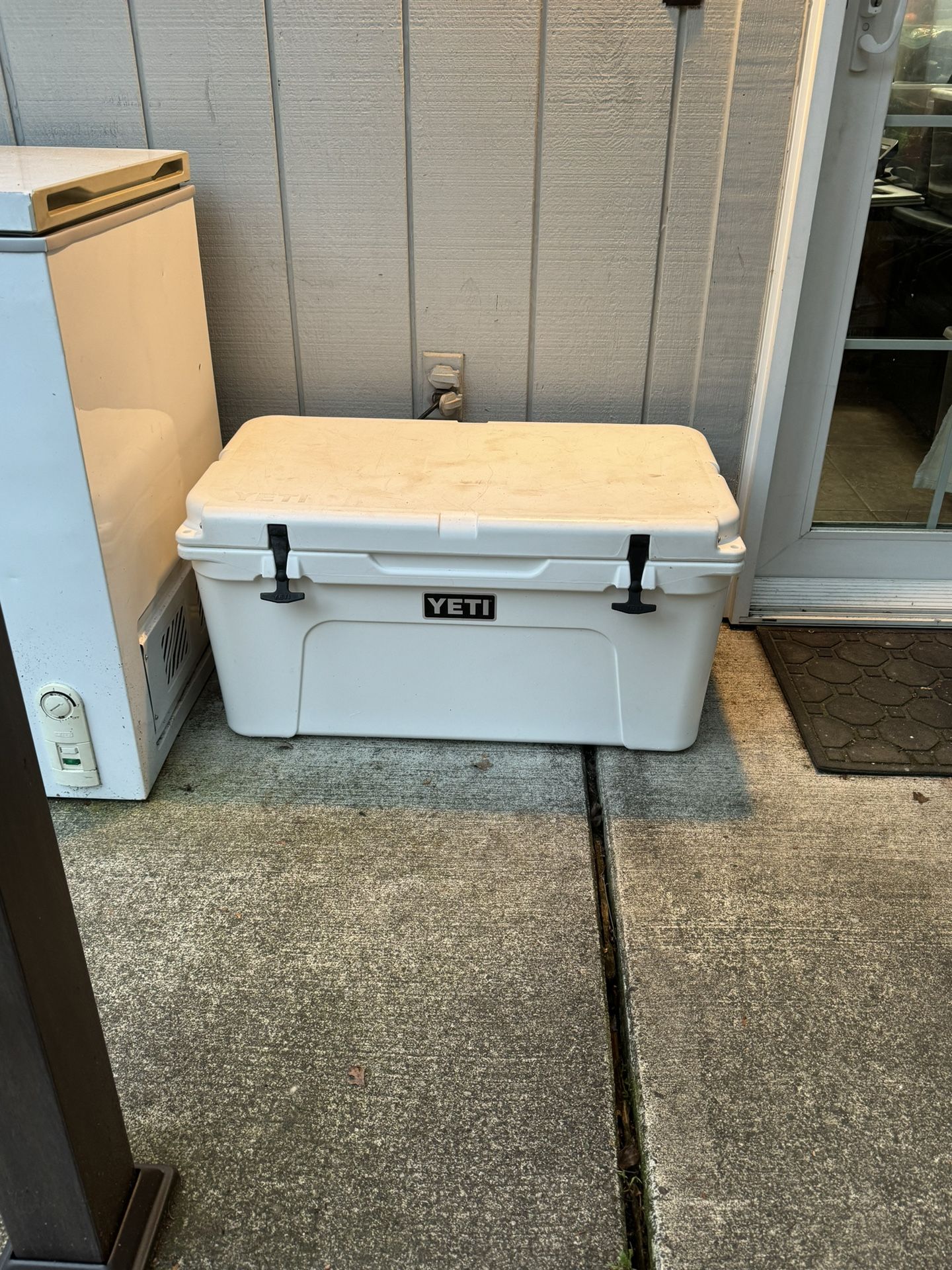 Yeti Tundra 65 Cooler
