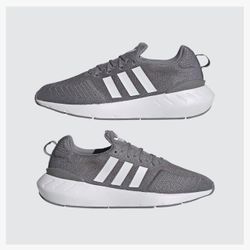 Men’s Adidas Swift Run 22  Size 10