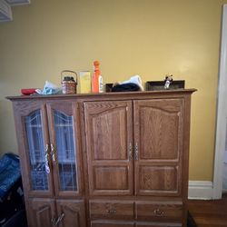 Solid Oak Entertainment Stand