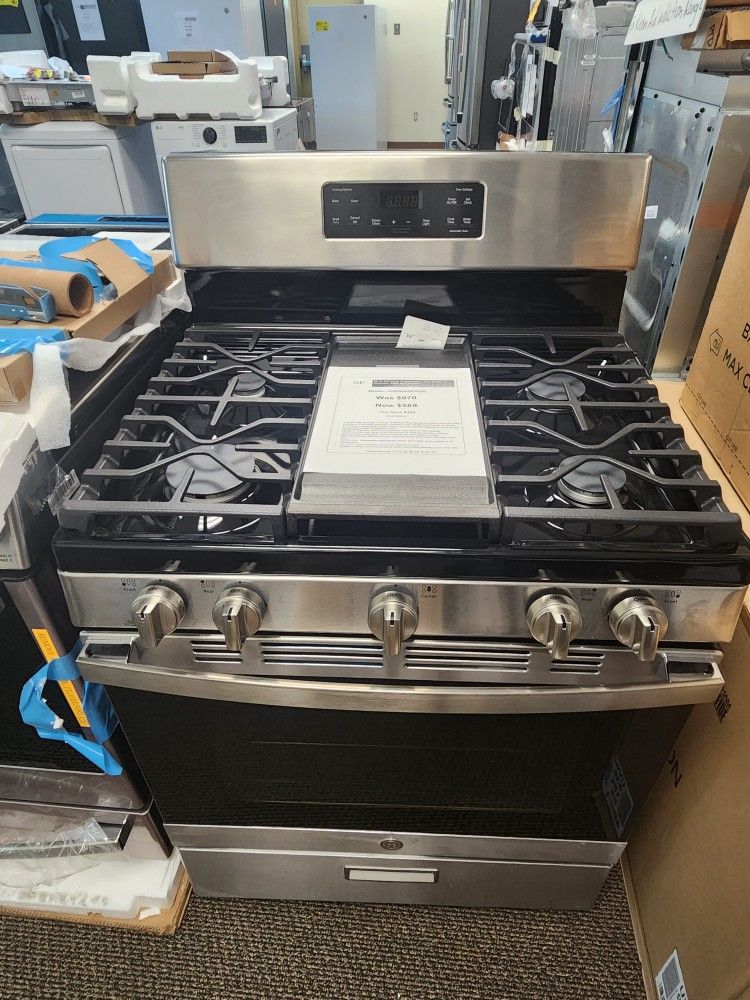 30 in. 5.0 cu.ft. Freestanding Gas Range in Stainless Steel with Griddle