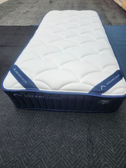 Twin XL - DreamCloud Classic Hybrid