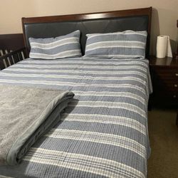 Modern Wooden Bed Frame with Side Table