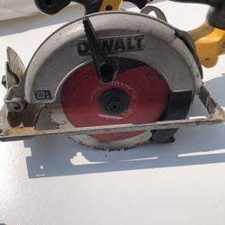Dewalt Max Saw