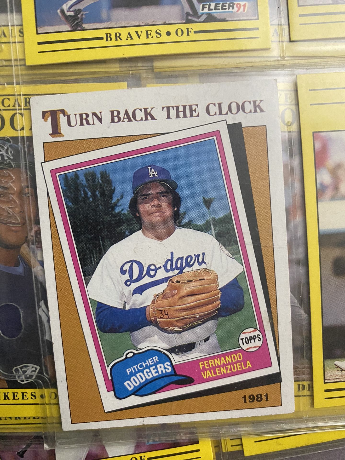 Fernando Valenzuela Baseball Cards 