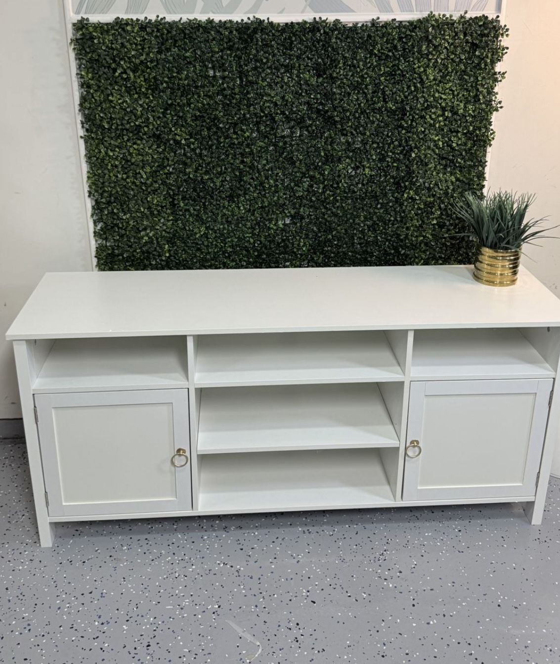 Black  & White Modern 55” Tv Stand 