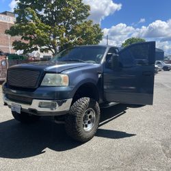 2004 FORD F150