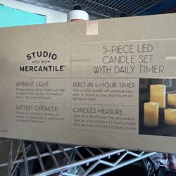 5-Piece LED candle Set / New In Box