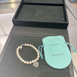 Tiffany And Co Pearl Bracelet 