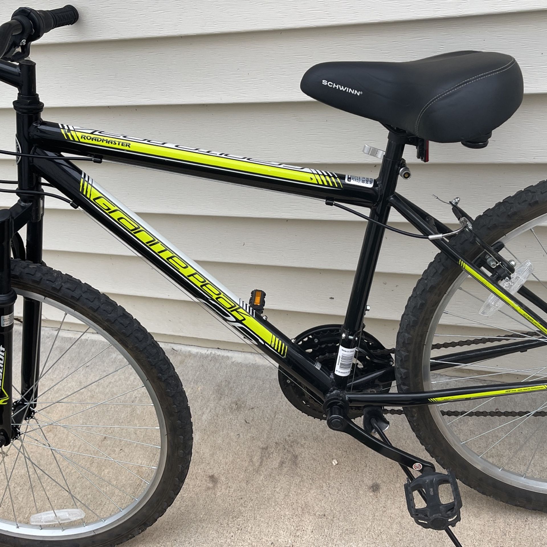 Bike brand new good condition $200