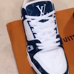 Lv Trainer Blue White