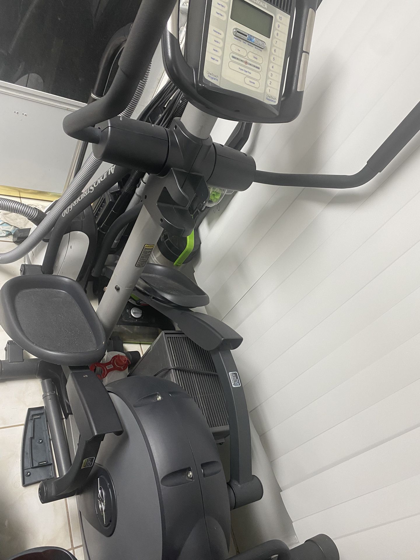 Nordictrack Audiostrider 600 Elliptical Exercise Machine