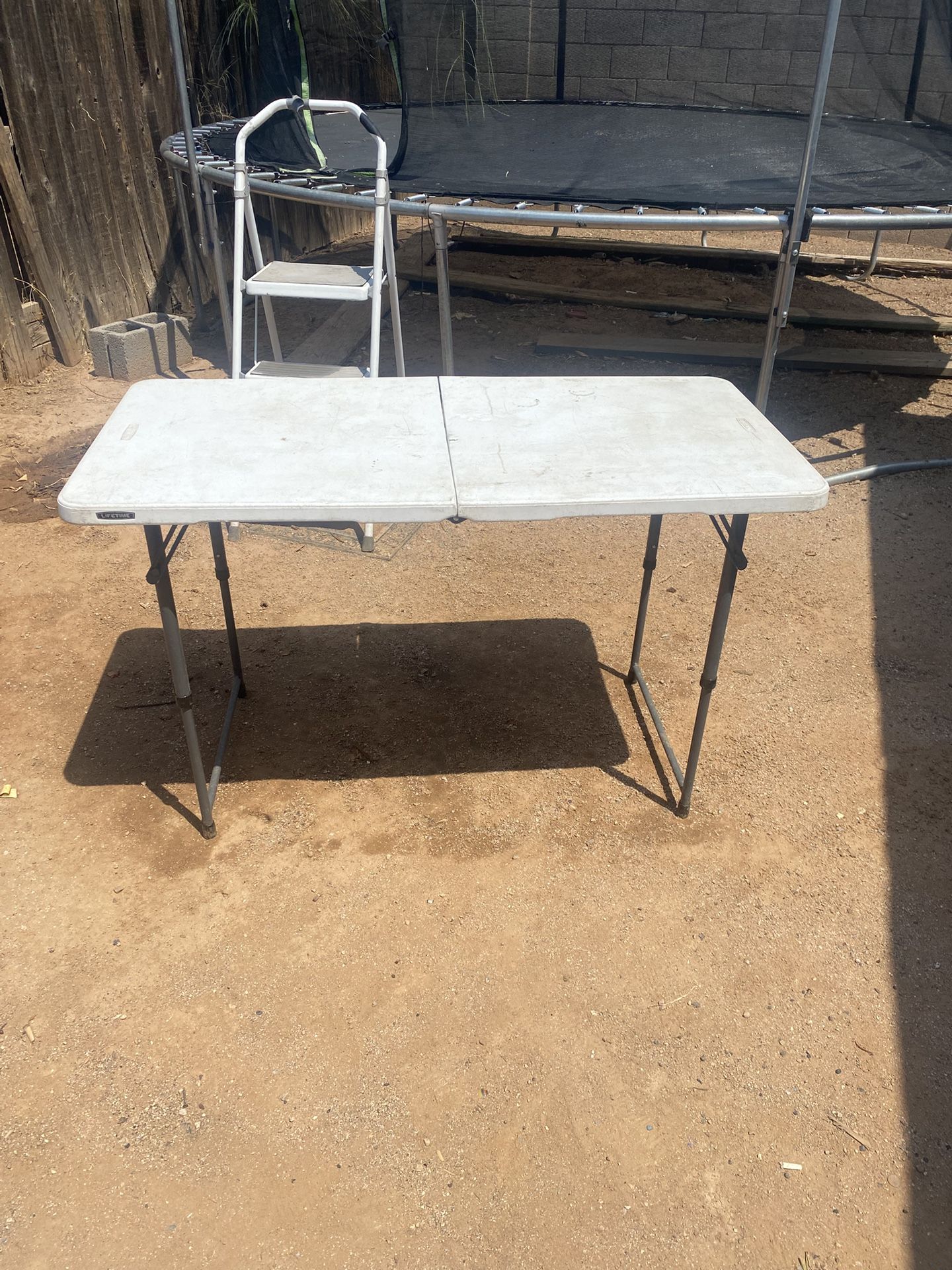 Foldable Table