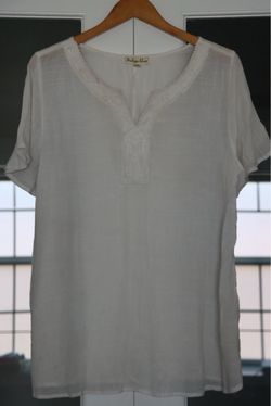 Indigo Rose White Embroidered Blouse