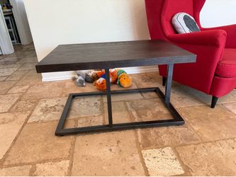 Ashley Occasional 3 pc table set