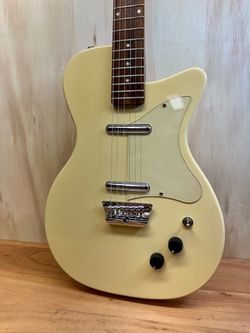 Gorgeous 90s Danelectro MODEL 56 PRO Cream Solid Body Electric Guitar MIK!