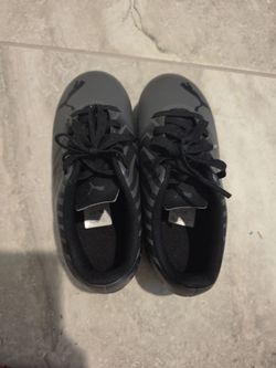 Soccer sgoes size 12 toddlers PUMA