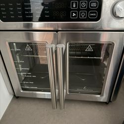 Emeril Lagasse French Door Air Fryer Toaster Oven Combo
