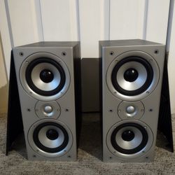 Polk Audio Monitor 40 Bookshelf Speakers 