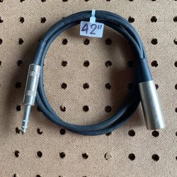 42 Inches (3,5 Feet) Cable XLR male to 1/4” TRS male 