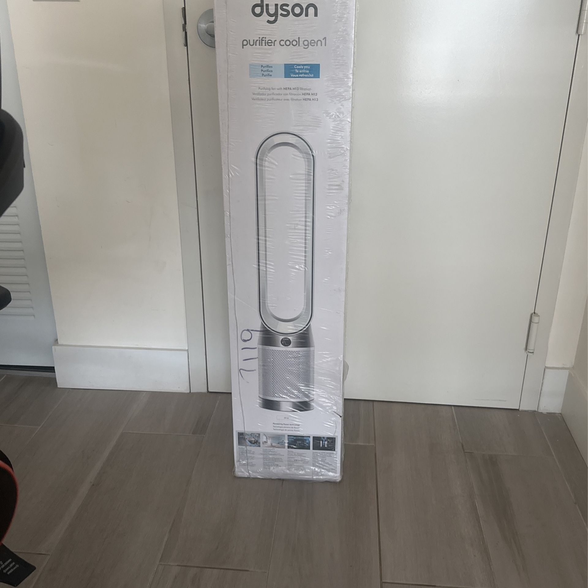 Dyson Air Purifier - Unboxed