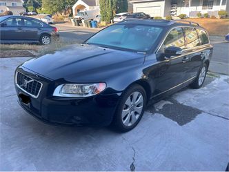 Volvo V70, 3,2L, 2008. Only 27k miles