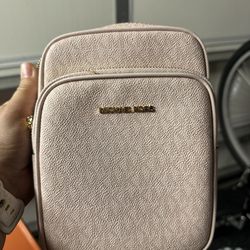 Michael Kors Crossbody Purse