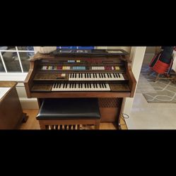 Free Vintage Thomas Organ Piano