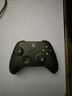 Xbox Series X|S Wireless Controller - Carbon Black: USB-C, Bluetooth Compatible