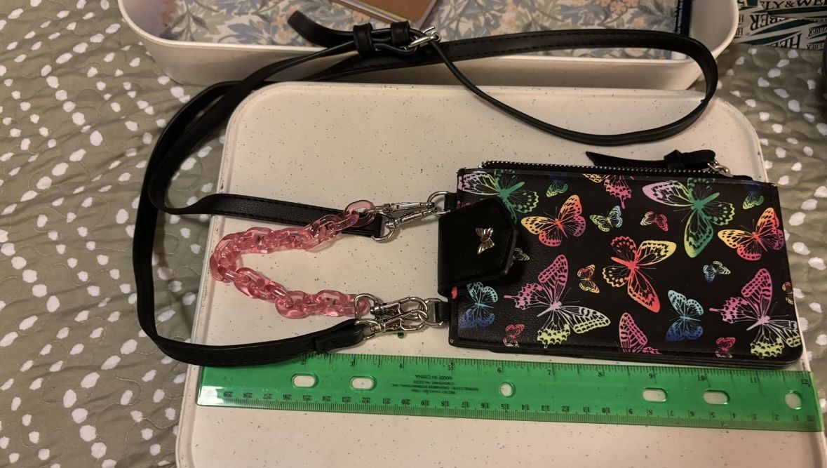 No Boundaries Crossbody Cellphone & Wallet Holder