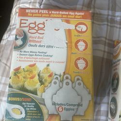 EGGIES hard boiled eggs without the shell