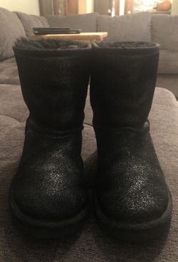 Girls shoes