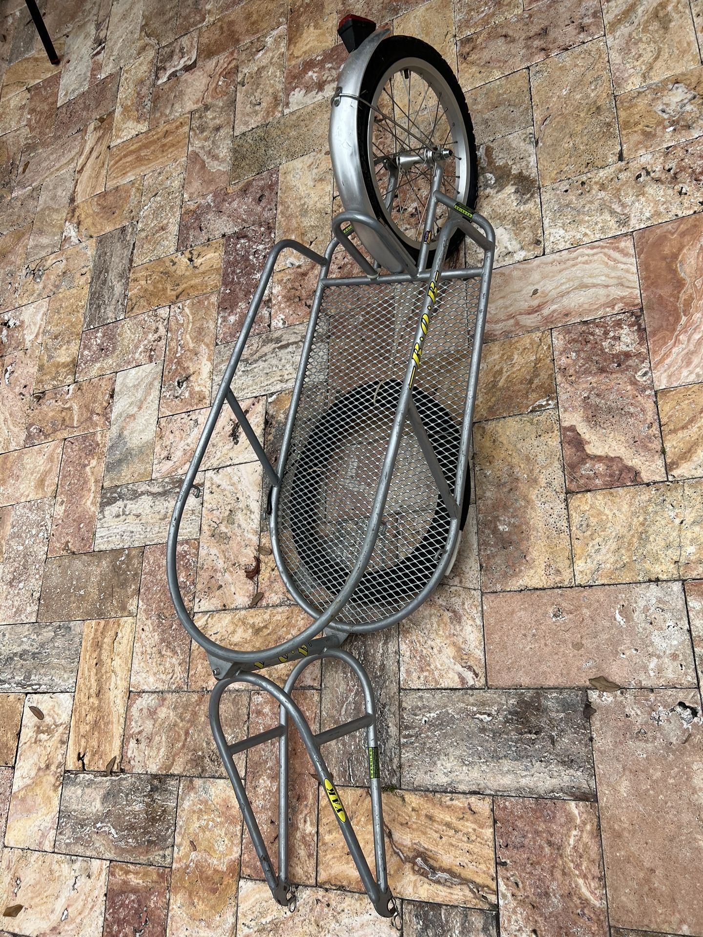 Bob Yak Bicycle Trailer