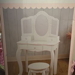 Girls Vanity Play Set