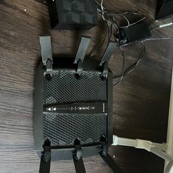 Nighthawk R8000 With Router Extender