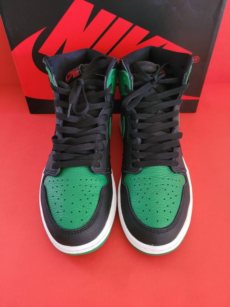 Jordan 1 Pine Green Size 10.5