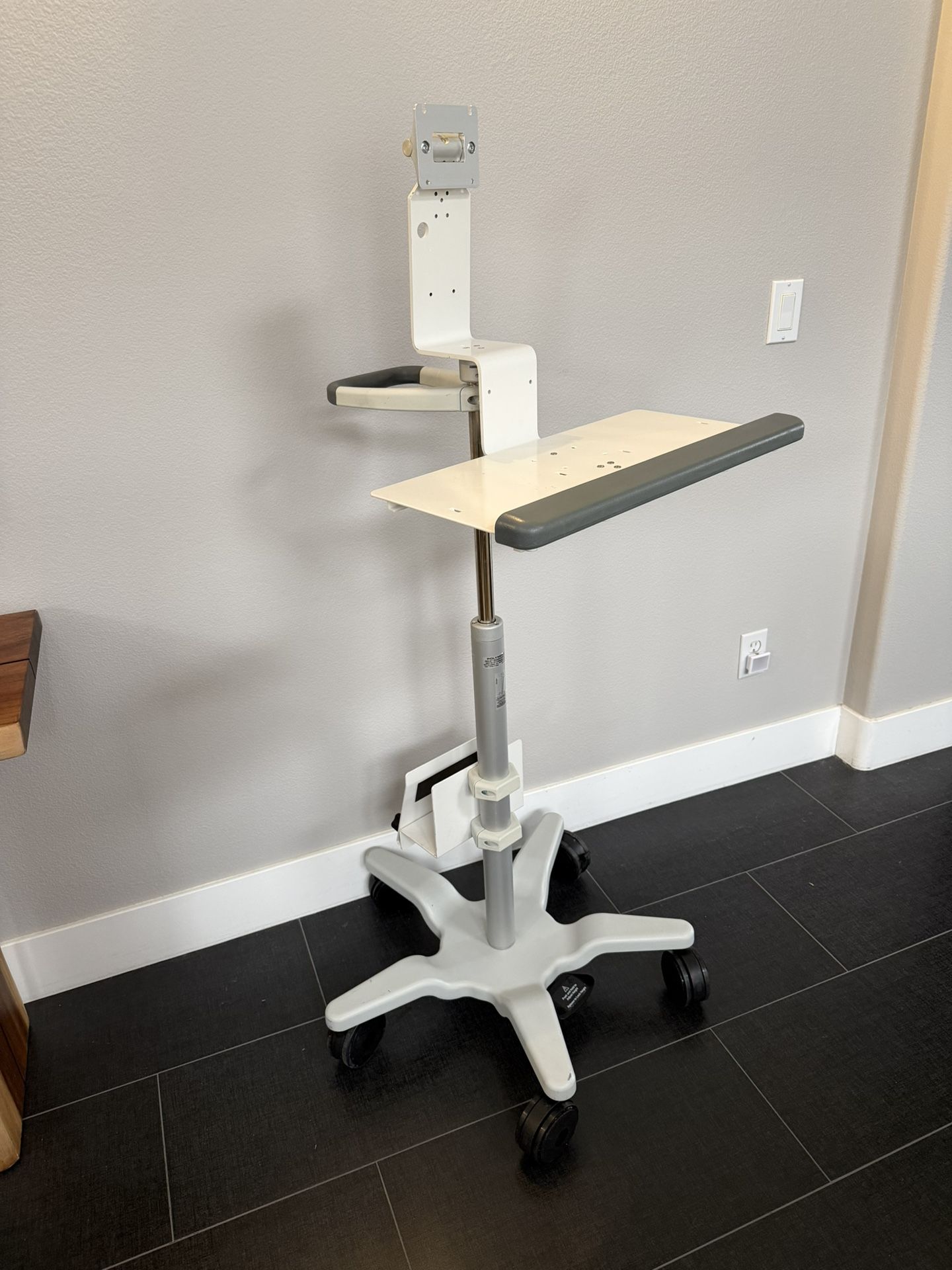 Hospital Grade Sit Stand Workstation (orig $1,405)
