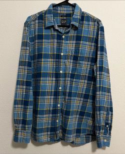 GAP Men's Standard Fit Flannel Plaid Long Sleeve Button-Up Shirt Size L