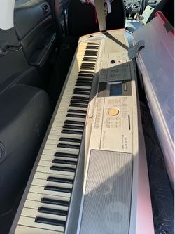 Yamaha KeyBoard