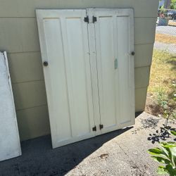 Hardwood Doors. 29” x 48” x 3/4”