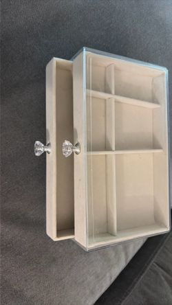 Jewelry box 3 drawers